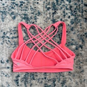 Lululemon sports bra